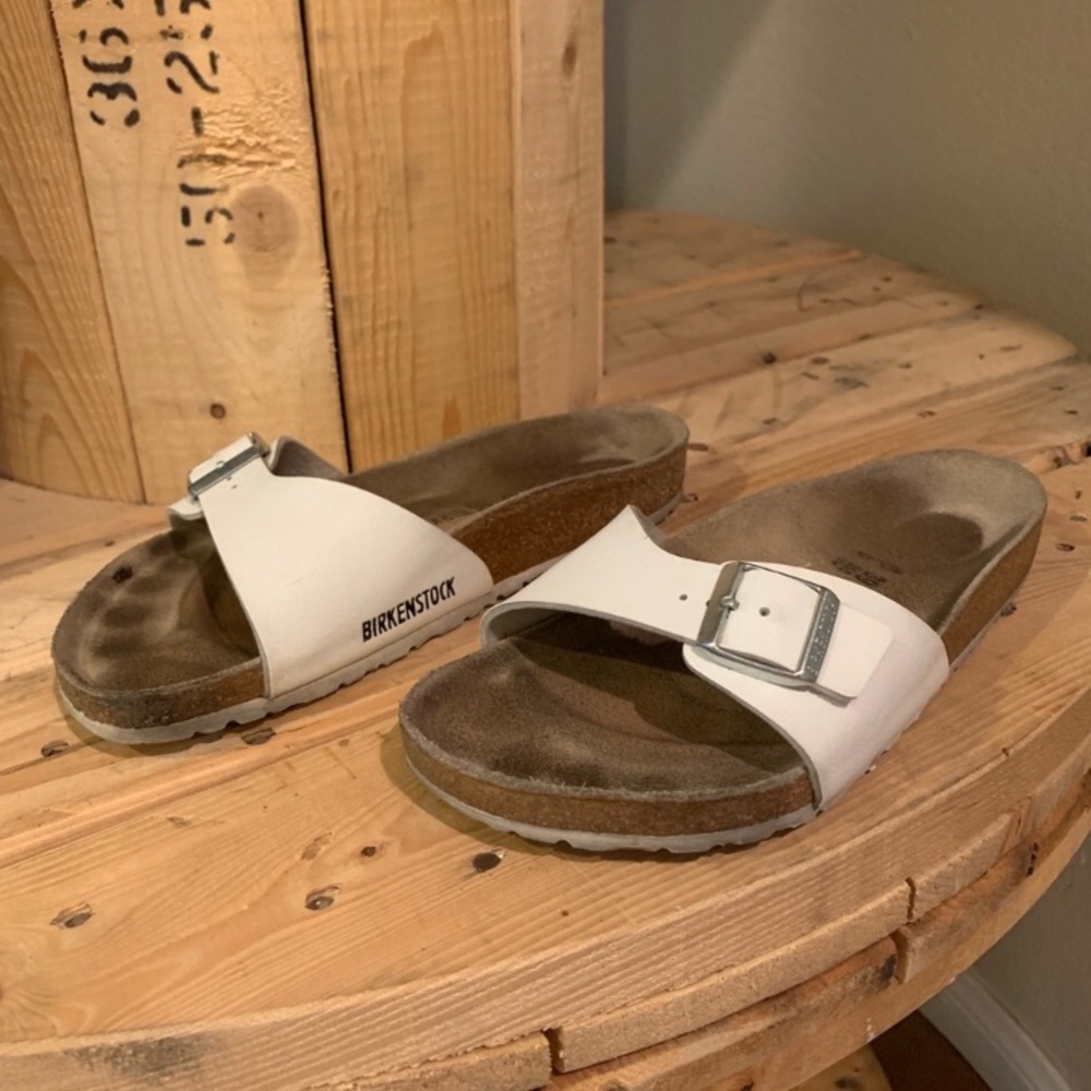 Birkenstock sandal- white size 39